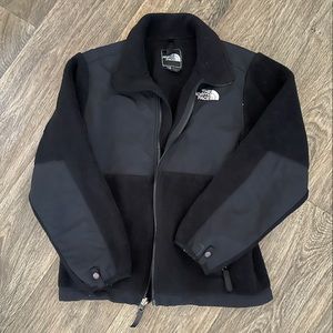 SOLD - Girls The North Face Denali Fleece Jacket - size M